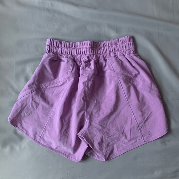 Lululemon Tracker Short V purple - Picture 2 of 7